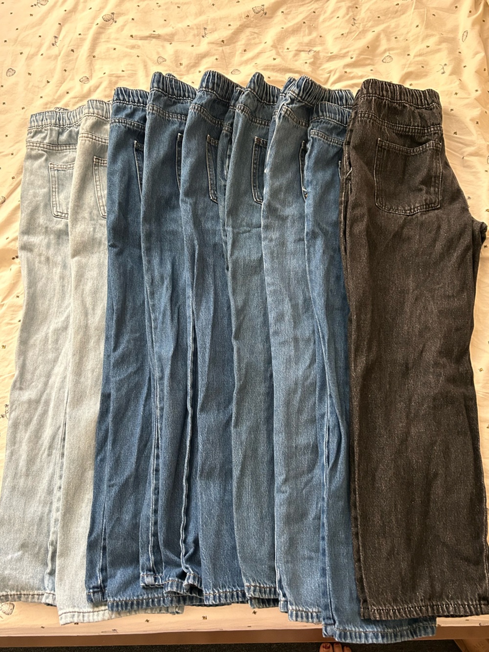 15 Pairs of Boy’s size 14 Pants & Jeans